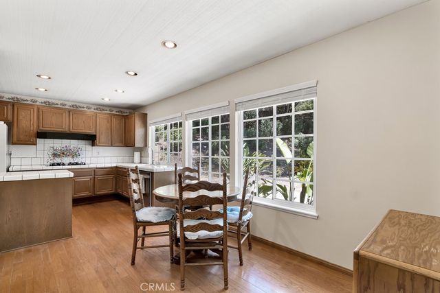 19817 Hiawatha Street, Chatsworth, CA 91311