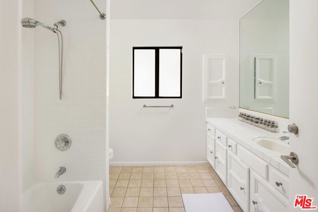 6319 Heather Drive, Los Angeles, CA 90068