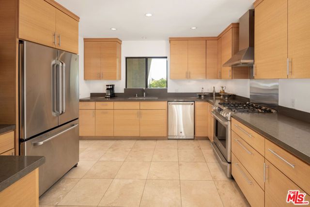 6319 Heather Drive, Los Angeles, CA 90068