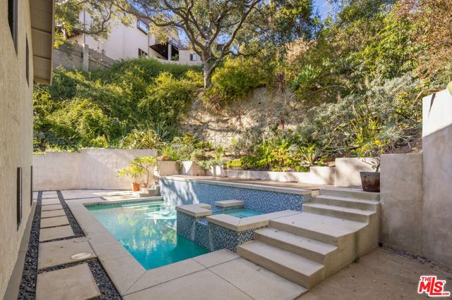 6319 Heather Drive, Los Angeles, CA 90068