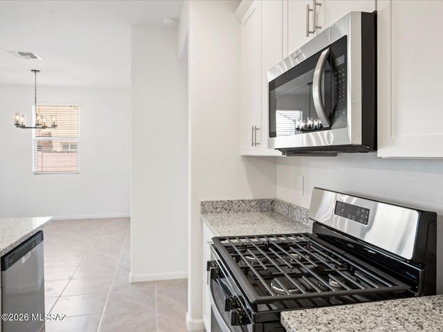17054 S Paseo Sombrita, Sahuarita, AZ 85629