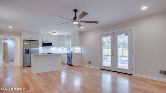 4203 Cottagehill Rd, Jeffersontown, KY 40299