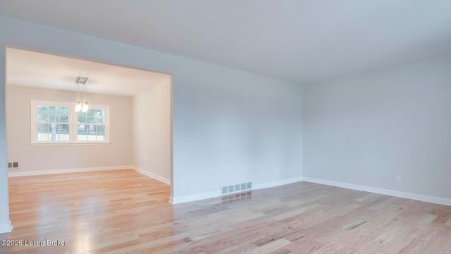 4203 Cottagehill Rd, Jeffersontown, KY 40299