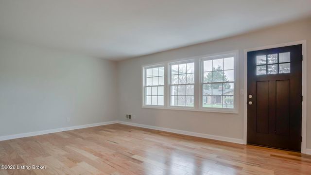 4203 Cottagehill Rd, Jeffersontown, KY 40299