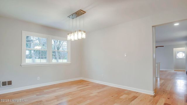 4203 Cottagehill Rd, Jeffersontown, KY 40299