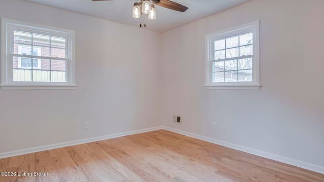 4203 Cottagehill Rd, Jeffersontown, KY 40299