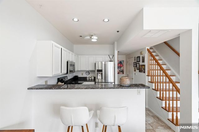 20 Midland 3C, Kearny, NJ 07032