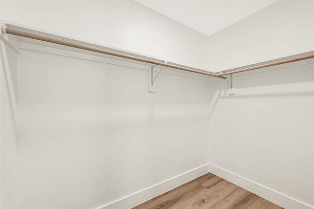 5827 Heron Drive, Houston, TX 77033