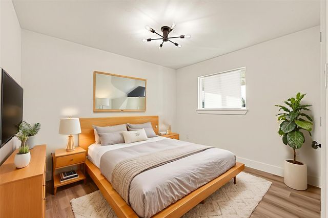 5827 Heron Drive, Houston, TX 77033