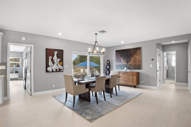 833 NE 17th Court, Fort Lauderdale, FL 33305