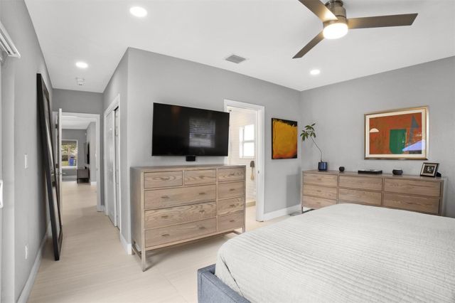 833 NE 17th Court, Fort Lauderdale, FL 33305