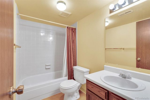15350 E Arizona Avenue 208, Aurora, CO 80017