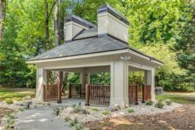 309 Comeragh SE, Smyrna, GA 30080