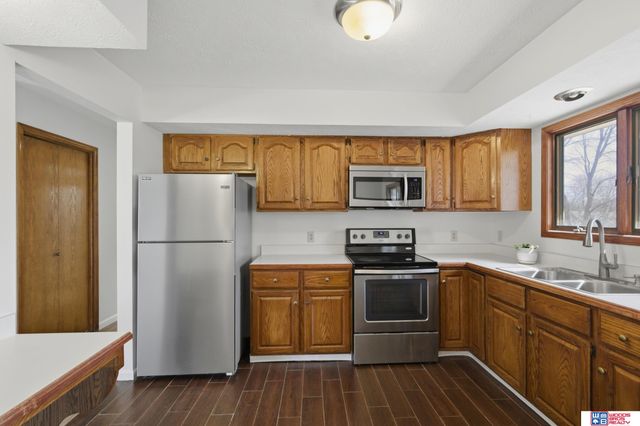 2823 Drake Street, Lincoln, NE 68516