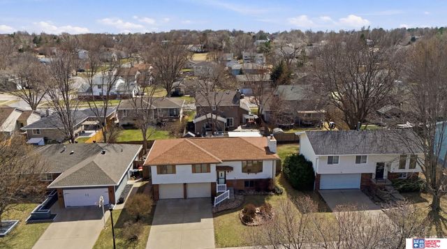 2823 Drake Street, Lincoln, NE 68516