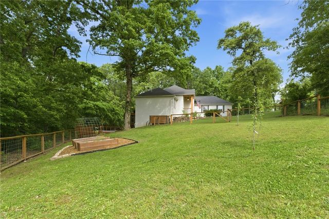 13246 Loganberry Lane, Bentonville, AR 72712
