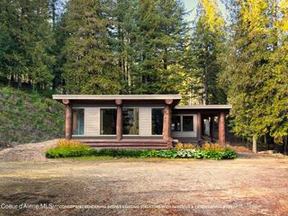 16701 N Right Fork Rd, Hauser, ID 83854