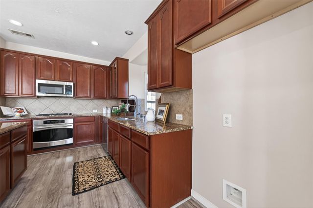 21735 Honeysuckle Grove Lane, Richmond, TX 77469