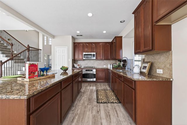 21735 Honeysuckle Grove Lane, Richmond, TX 77469