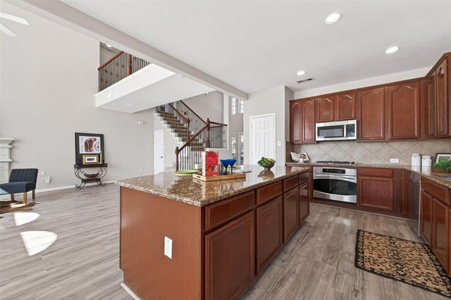 21735 Honeysuckle Grove Lane, Richmond, TX 77469