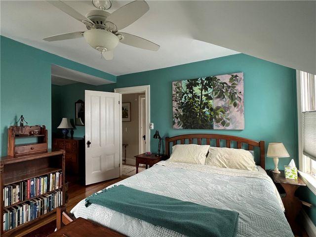 99 Arnold Street, Providence, RI 02906