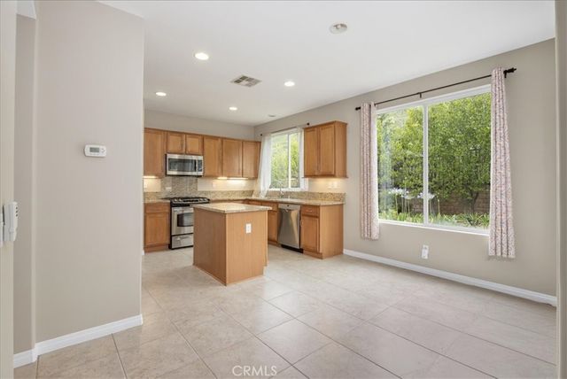 28721 Coal Mountain Court, Valencia, CA 91354