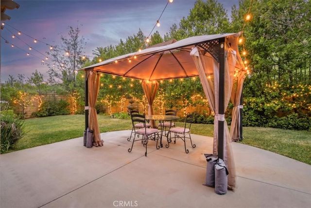 28721 Coal Mountain Court, Valencia, CA 91354