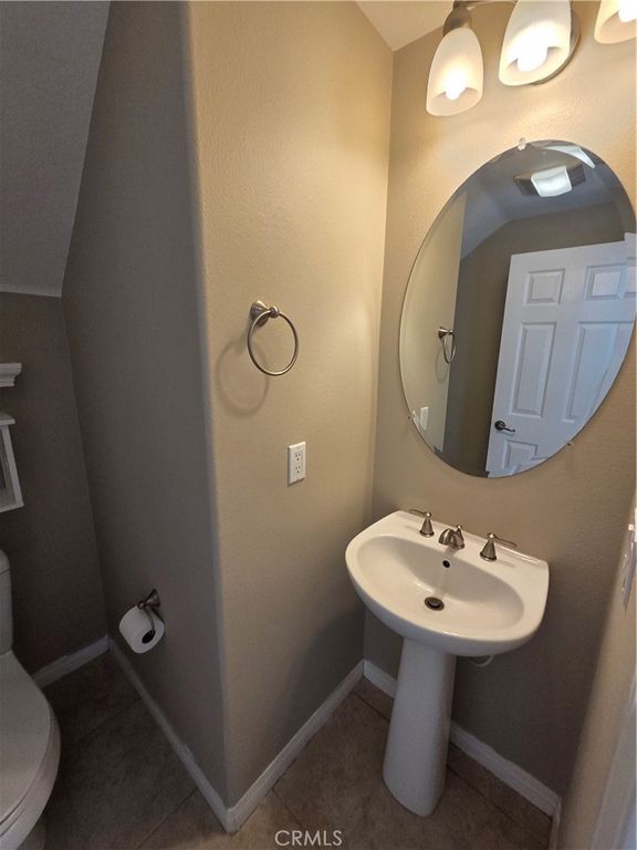 Image 10 of property listing at 28721 Coal Mountain Court, Valencia, CA 91354