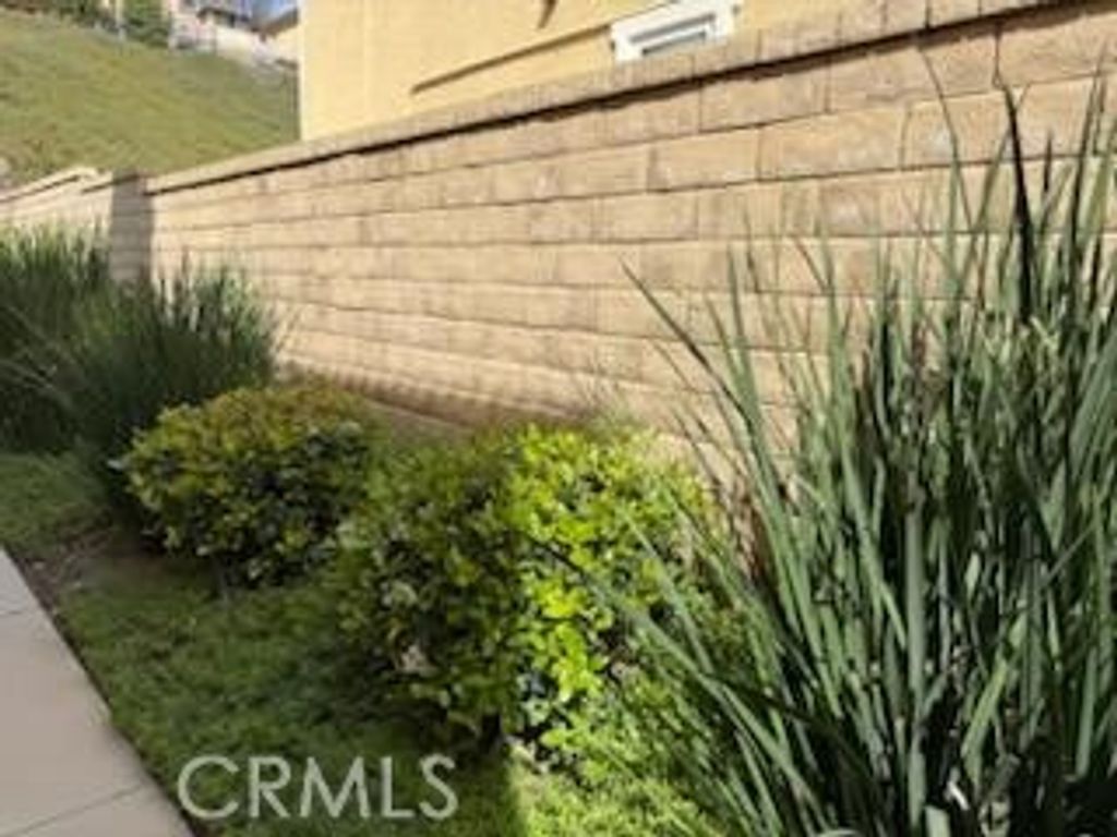 Image 15 of property listing at 28721 Coal Mountain Court, Valencia, CA 91354