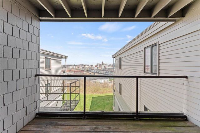 102 Winding Way, A, Covington, KY 41011