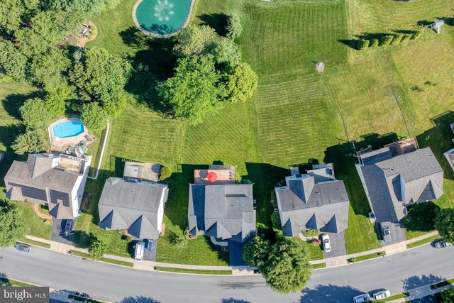 572 EAGLES VIEW, Lancaster, PA 17601