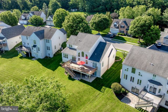 572 EAGLES VIEW, Lancaster, PA 17601