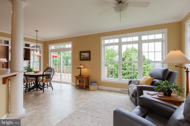 572 EAGLES VIEW, Lancaster, PA 17601