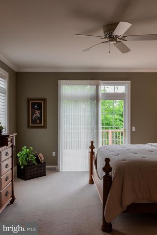 572 EAGLES VIEW, Lancaster, PA 17601