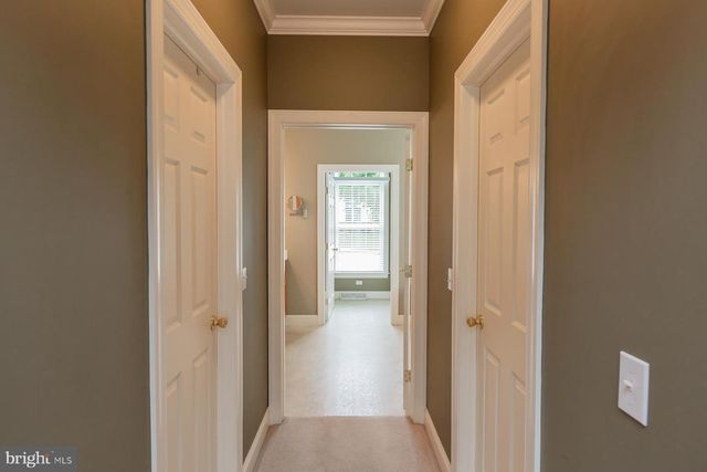 572 EAGLES VIEW, Lancaster, PA 17601