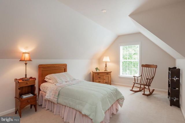 572 EAGLES VIEW, Lancaster, PA 17601
