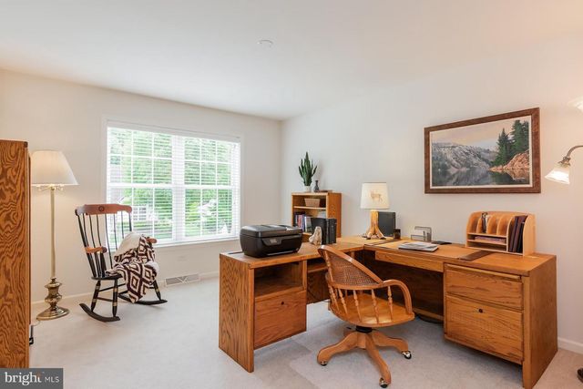 572 EAGLES VIEW, Lancaster, PA 17601