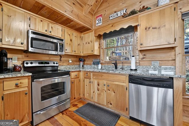 146 Rosiey Lane, Blue Ridge, GA 30513