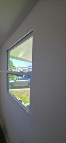 1730 SW 85th Avenue, Davie, FL 33324