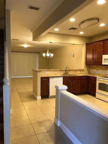 2850 POLVADERO LANE 105, Orlando, FL 32835
