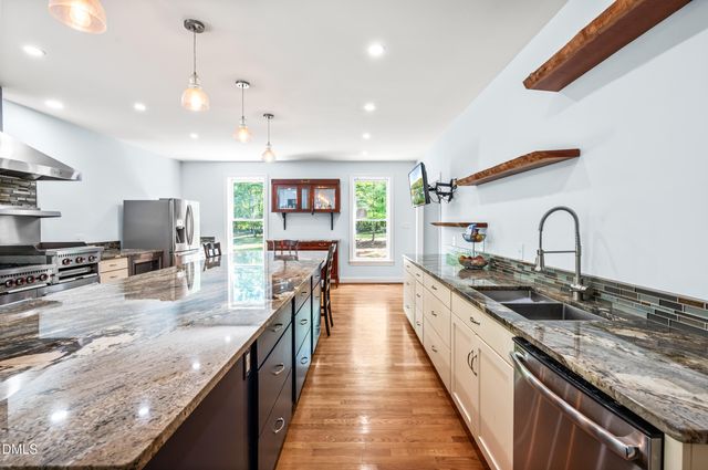 5223 Margon Place, Hillsborough, NC 27278