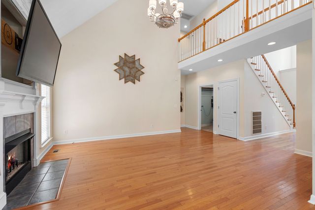 107 Home Pl, Lascassas, TN 37085