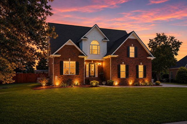 107 Home Pl, Lascassas, TN 37085