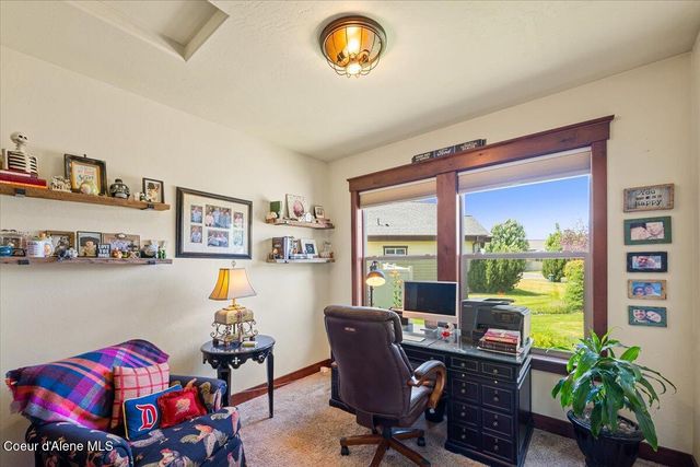 11042 N Cattle DR, Hayden, ID 83835