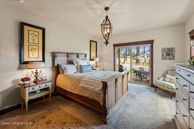 11042 N Cattle DR, Hayden, ID 83835