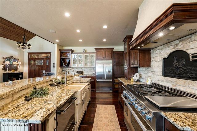 11042 N Cattle DR, Hayden, ID 83835