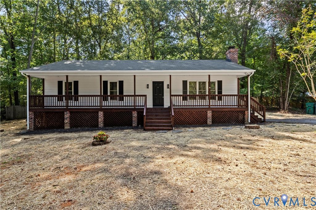 1198 Red Coach Ln, Sandston, VA 23150