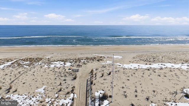 27 E 27TH, Long Beach Township, NJ 08008