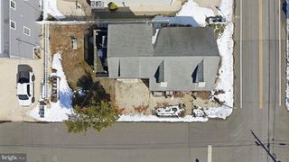 27 E 27TH, Long Beach Township, NJ 08008