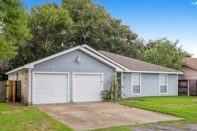 2714 8th Avenue N, Texas City, TX 77590